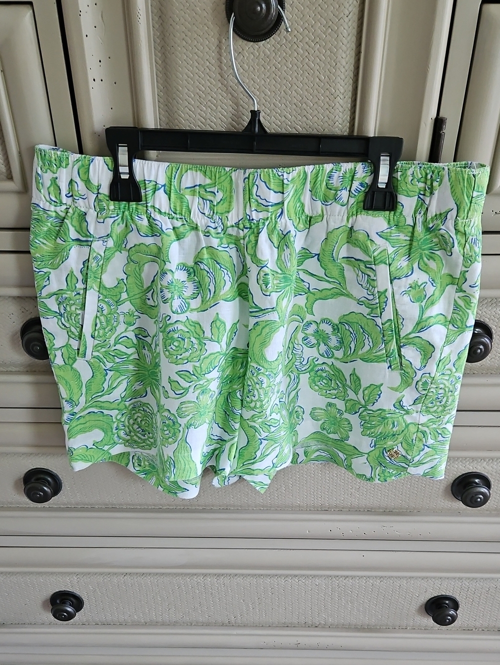Lilly Pulitzer Lilo Linen Coastal Preppy Shorts White Green Floral Print Sz. M